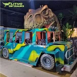 Dinozaurų galvos tvirtinimo džipo įranga